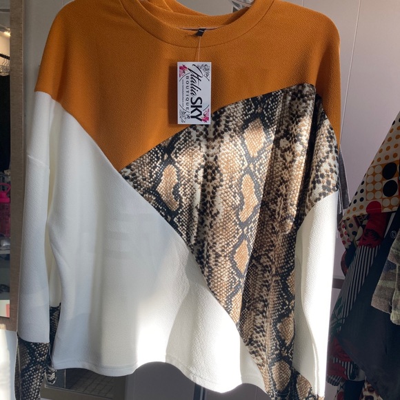 Multi color long sleeve top. Snake skin pattern. - Picture 2 of 5